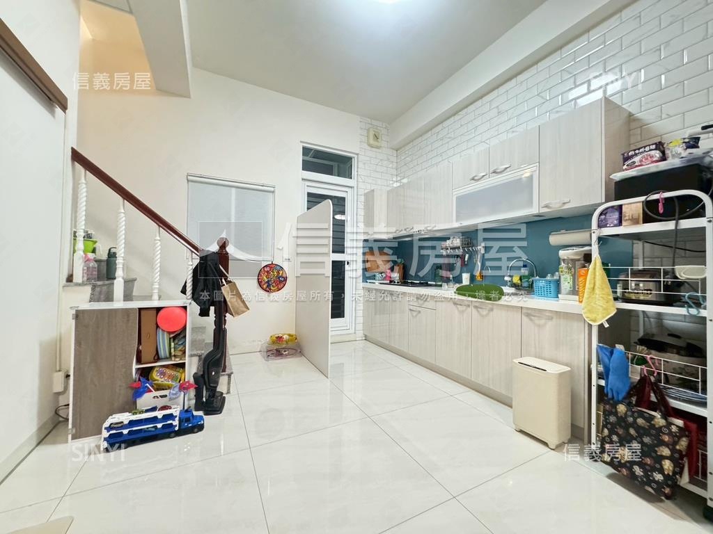 近潮州車站裝潢美車墅房屋室內格局與周邊環境