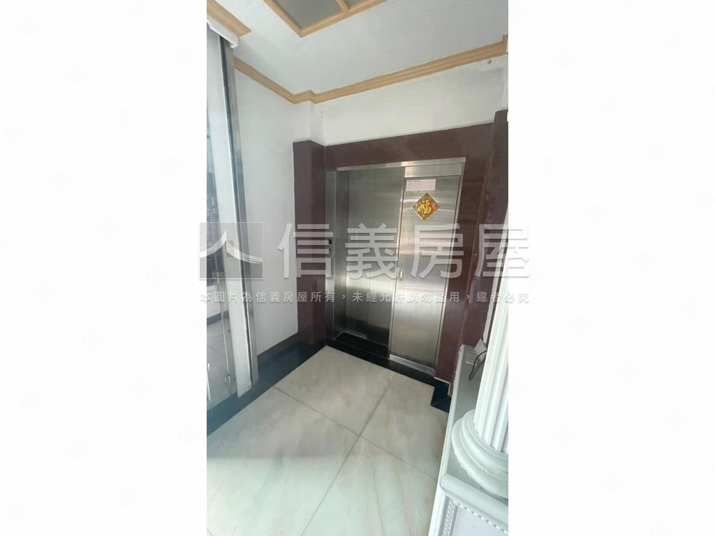 近新市鎮獨立透天房屋室內格局與周邊環境