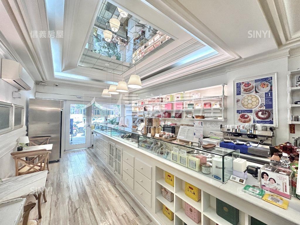八期豐富公園臨路金透店房屋室內格局與周邊環境
