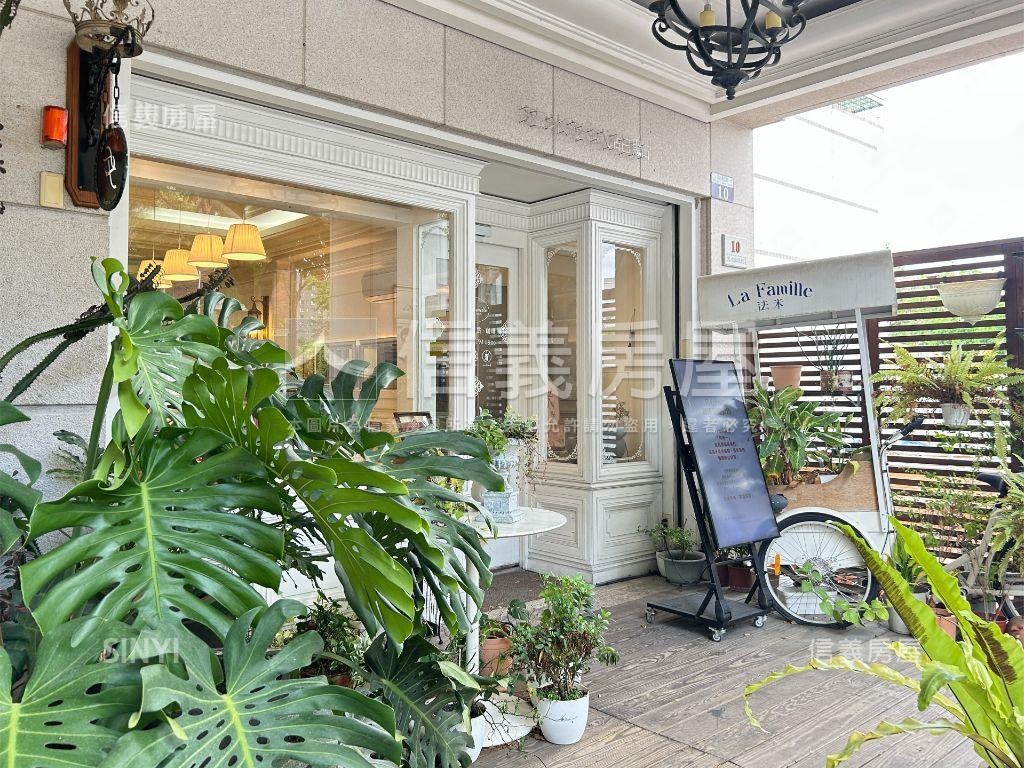 八期豐富公園臨路金透店房屋室內格局與周邊環境