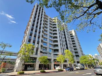 南港世界心前棟高樓