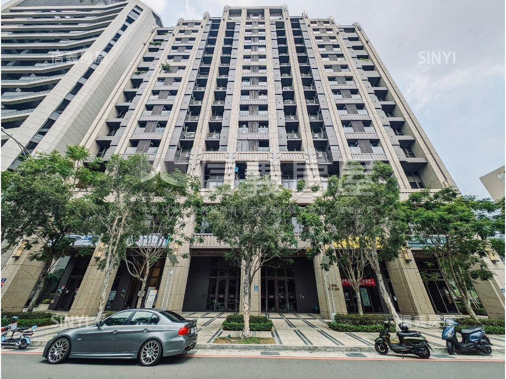 名軒富麗１＋１房帶車位房屋室內格局與周邊環境