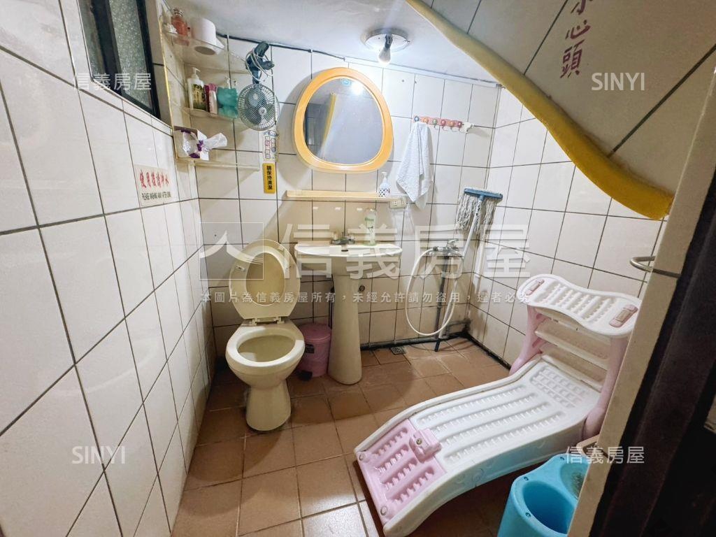 極品近捷運公園臨路美透天房屋室內格局與周邊環境