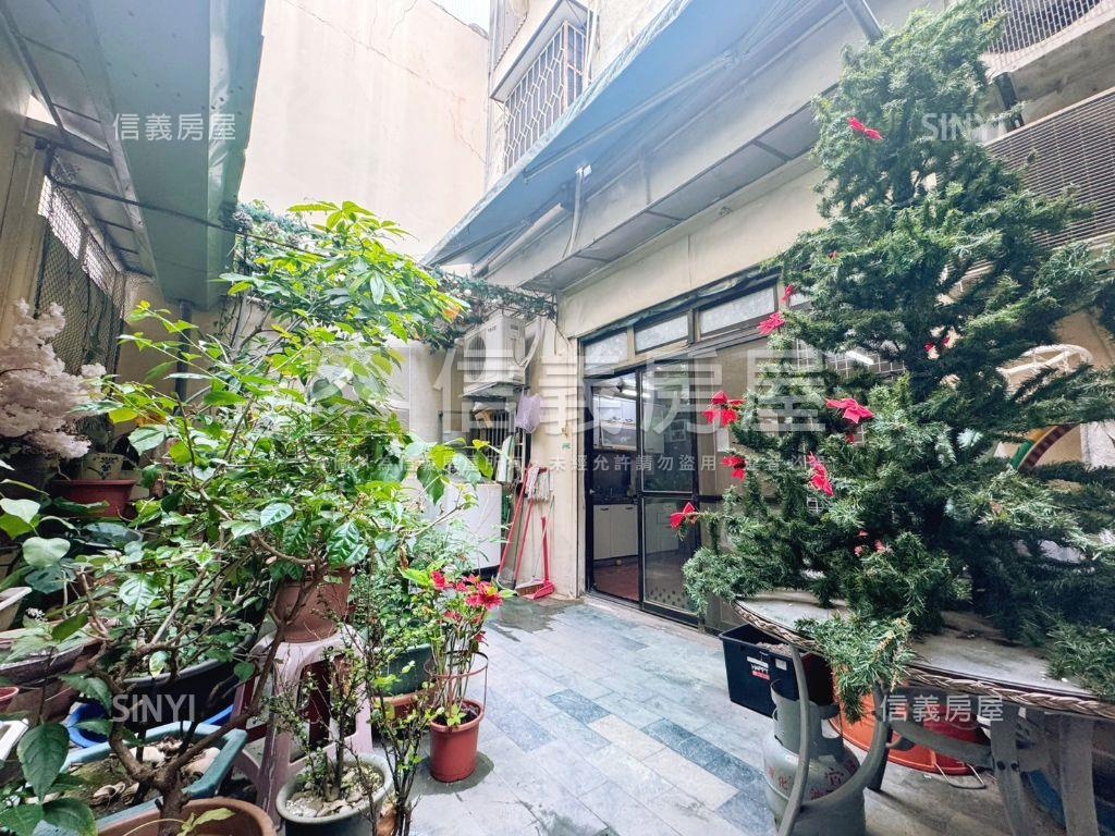 極品近捷運公園臨路美透天房屋室內格局與周邊環境