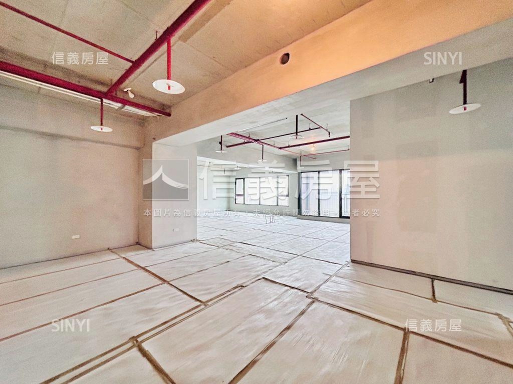 中悅瑰麗面總圖景觀高樓Ａ房屋室內格局與周邊環境