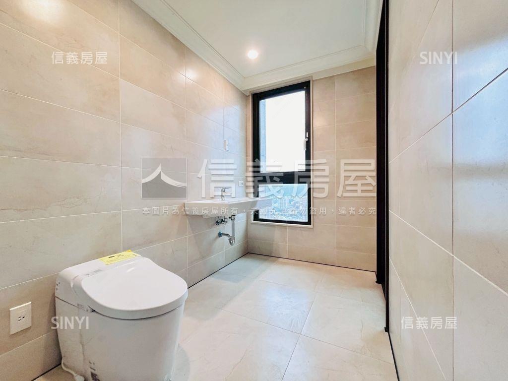 中悅瑰麗面總圖景觀高樓Ａ房屋室內格局與周邊環境