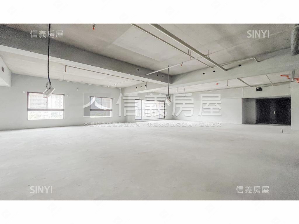 七期新市政天璽五近歌劇院房屋室內格局與周邊環境