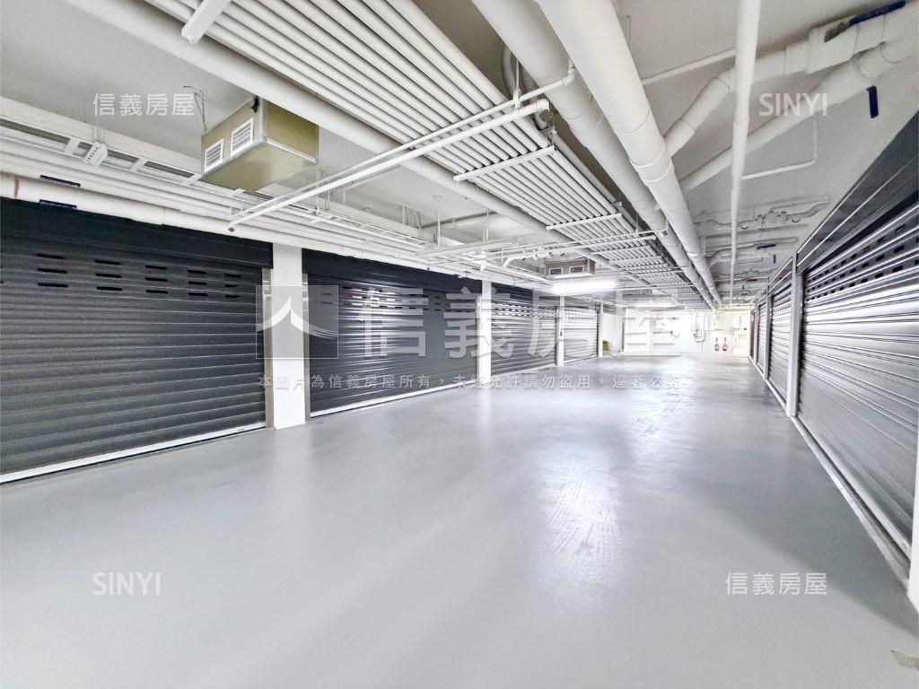 君臨大美．電梯別墅房屋室內格局與周邊環境