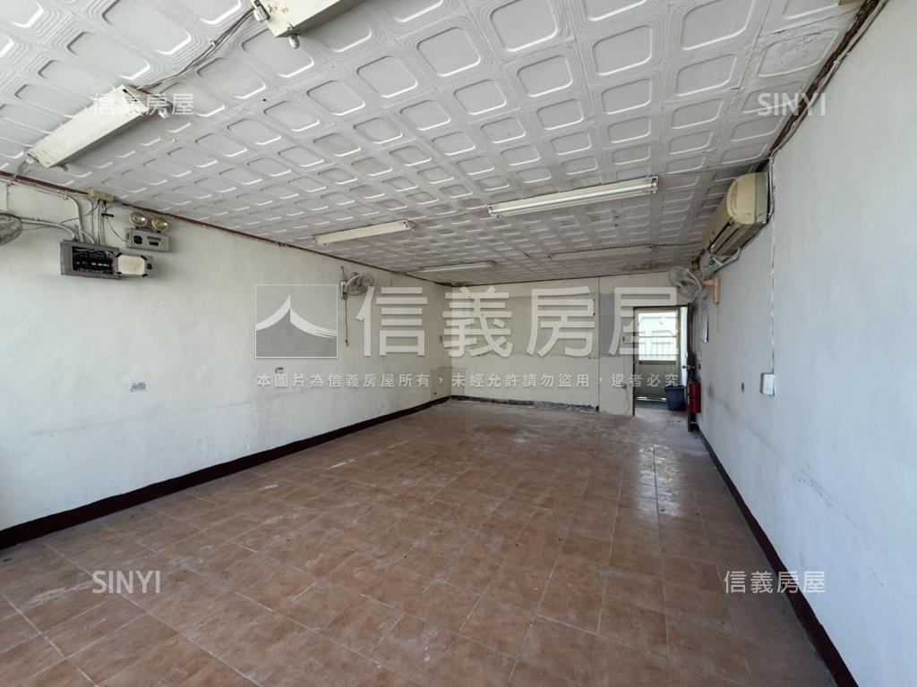 找透天店面看這間就對了房屋室內格局與周邊環境
