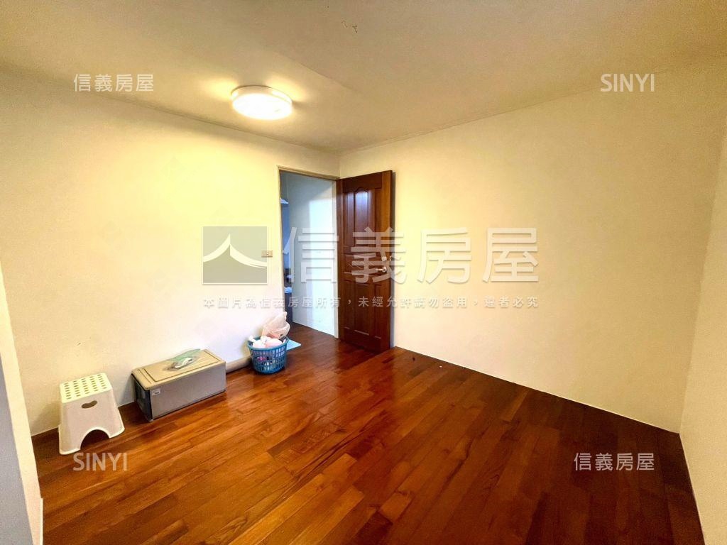 成家首選｜中正電梯三房房屋室內格局與周邊環境