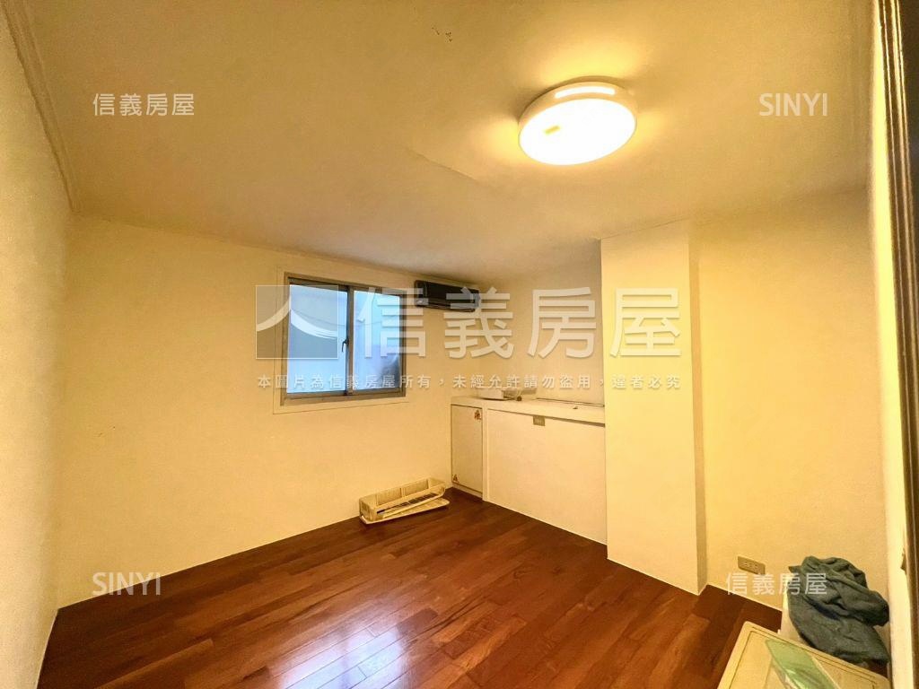 成家首選｜中正電梯三房房屋室內格局與周邊環境