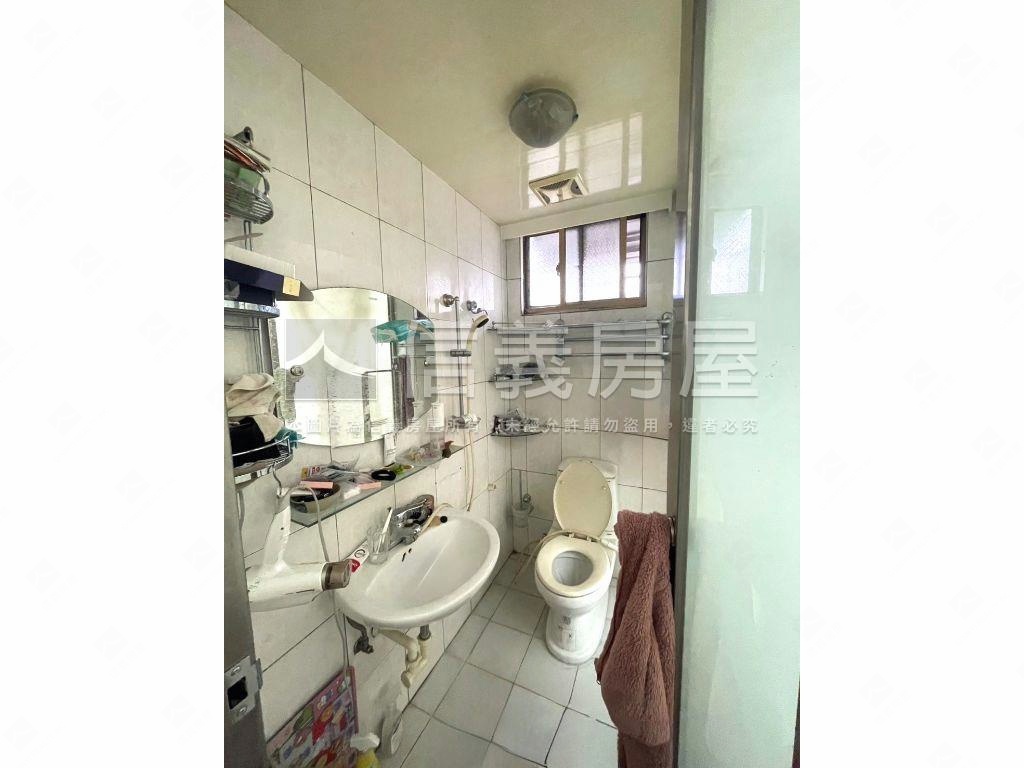 成家首選｜中正電梯三房房屋室內格局與周邊環境