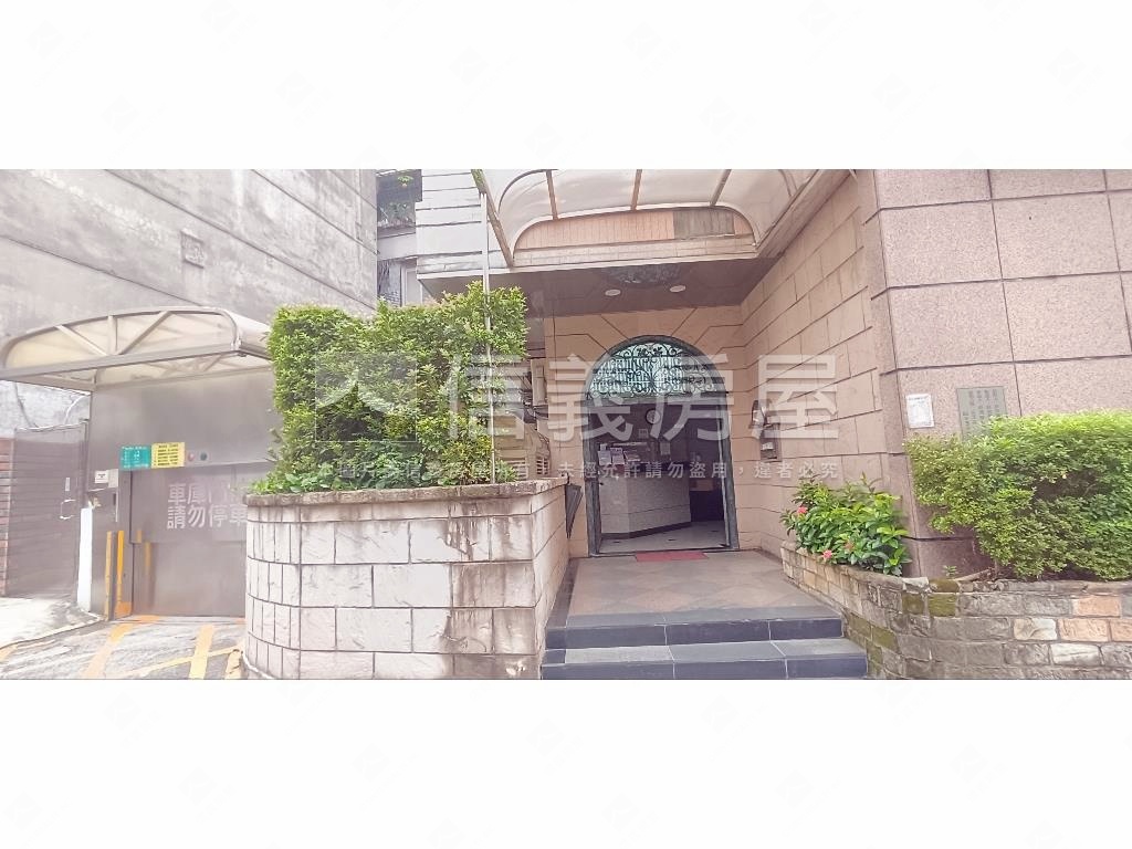 石牌站金雕御廷邊間３房房屋室內格局與周邊環境