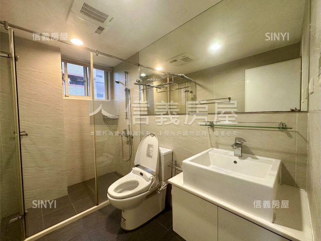 重劃邊間三房★層林盡染房屋室內格局與周邊環境