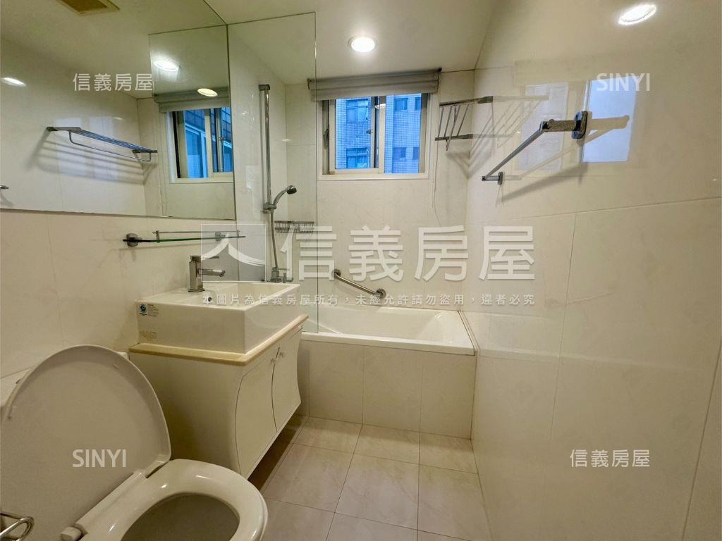 重劃邊間三房★層林盡染房屋室內格局與周邊環境