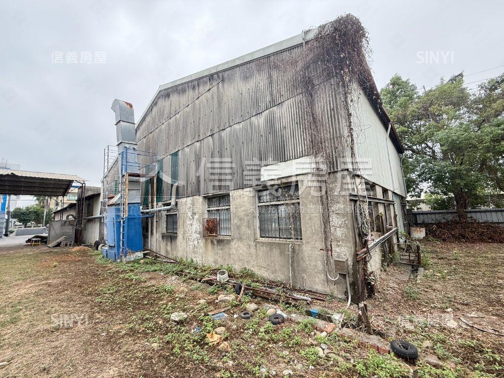 草屯９６１坪乙種工業廠房房屋室內格局與周邊環境