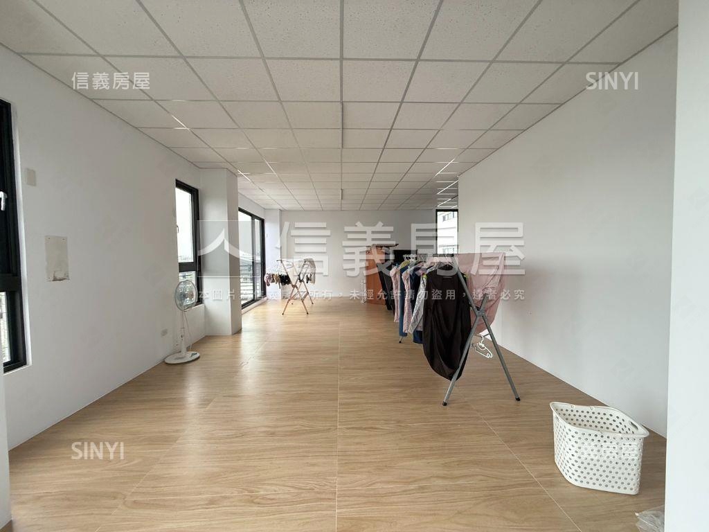 草屯９６１坪乙種工業廠房房屋室內格局與周邊環境