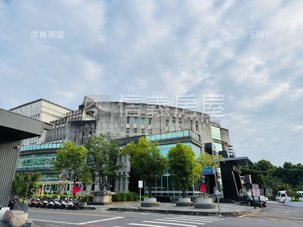 草屯９６１坪乙種工業廠房房屋室內格局與周邊環境