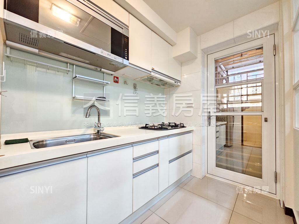 法國之星大空間璀璨兩房房屋室內格局與周邊環境