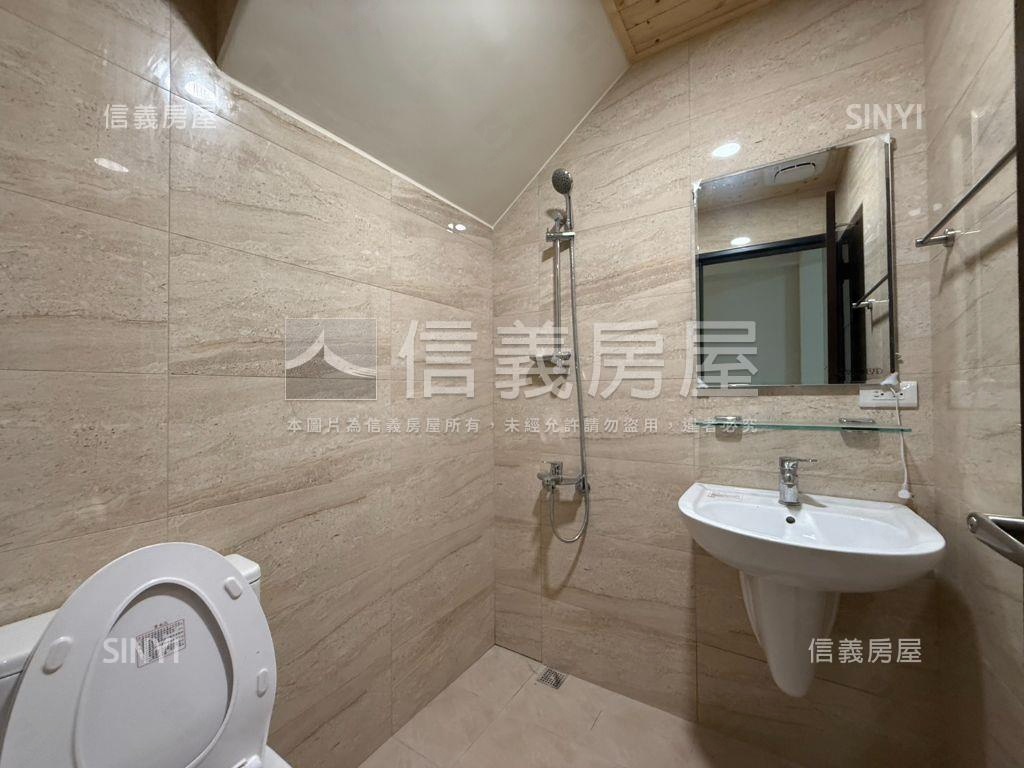 五楊之星美透天房屋室內格局與周邊環境