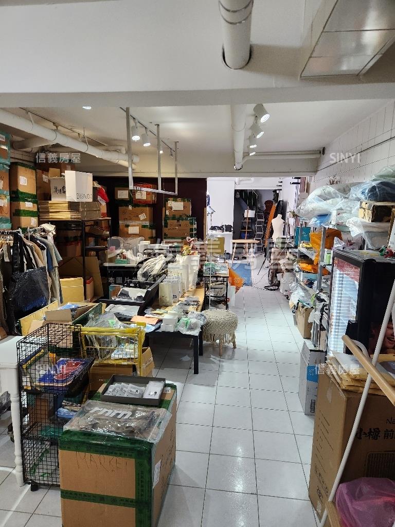 士林夜市商圈錢潮金店面房屋室內格局與周邊環境