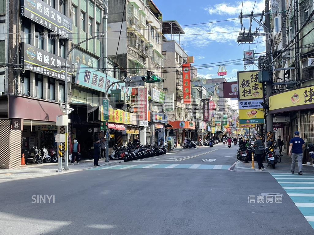 馥麗溫馨二房車位房屋室內格局與周邊環境