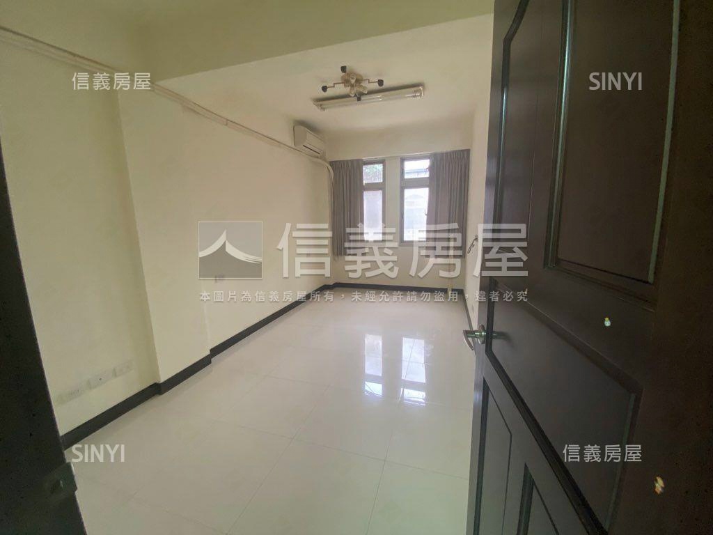 近北車北門２樓寓房屋室內格局與周邊環境