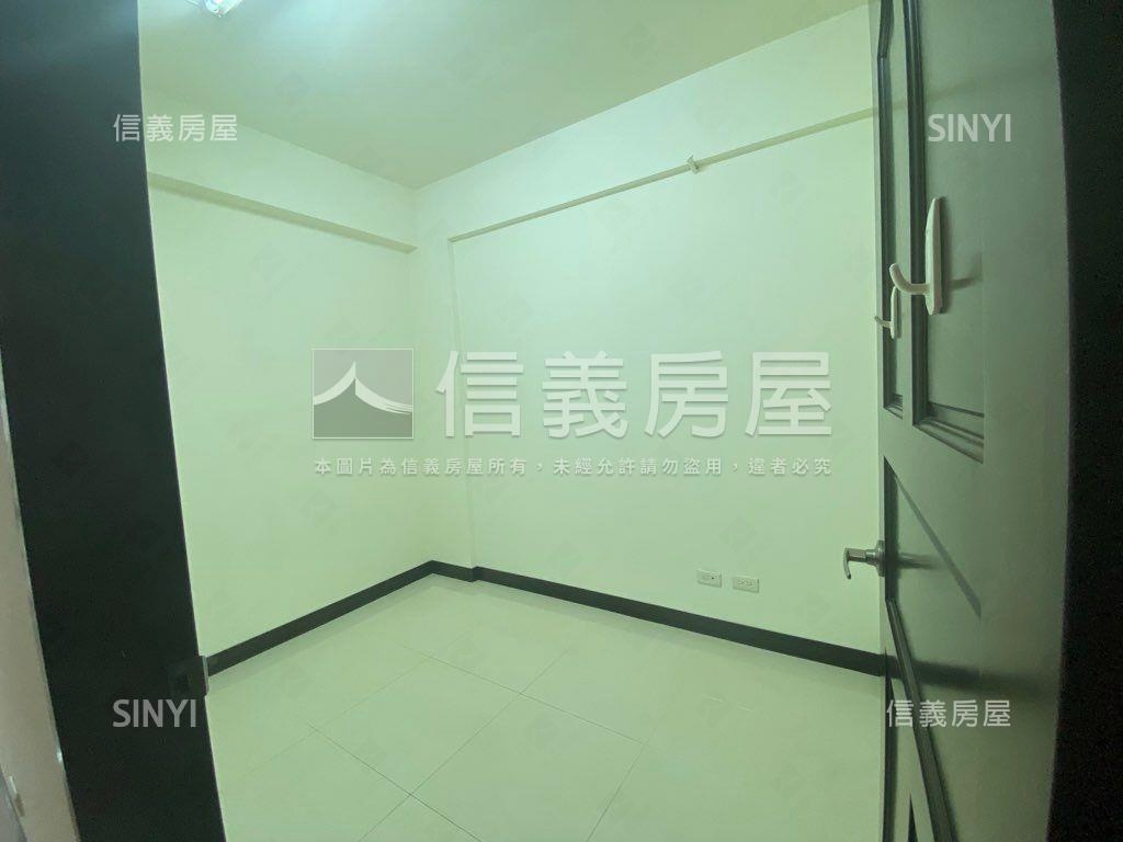 近北車北門２樓寓房屋室內格局與周邊環境