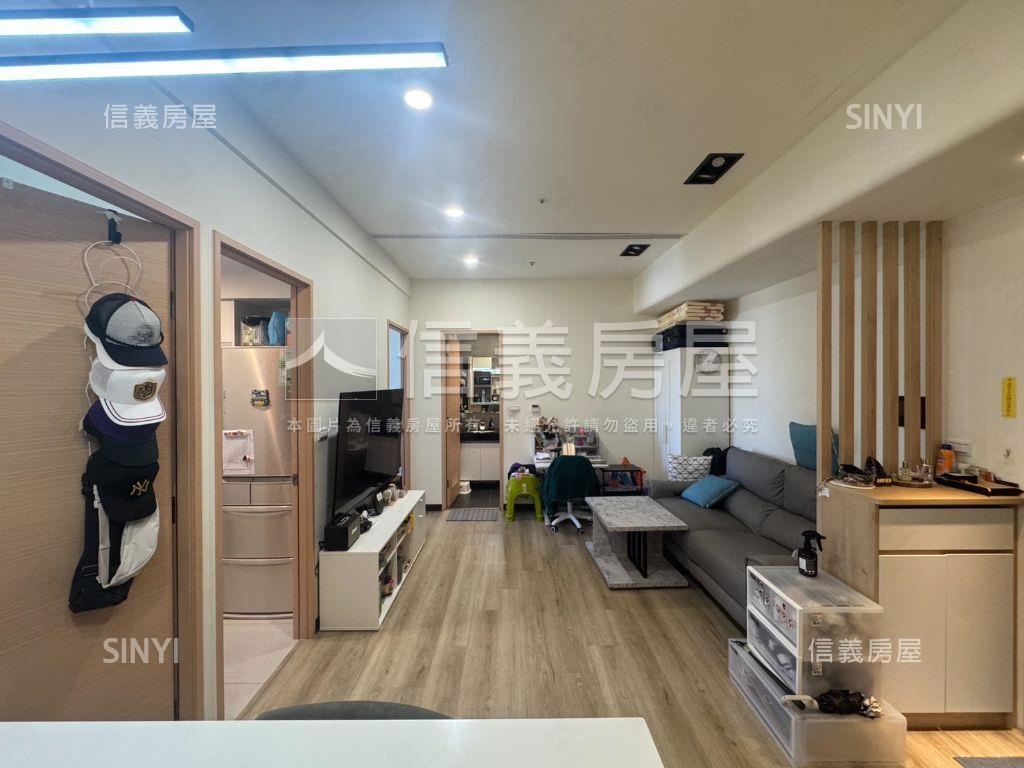 春城越兩房車位房屋室內格局與周邊環境