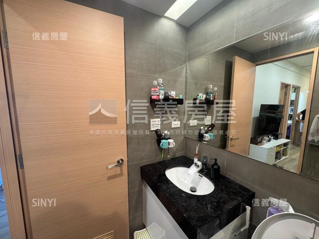 春城越兩房車位房屋室內格局與周邊環境