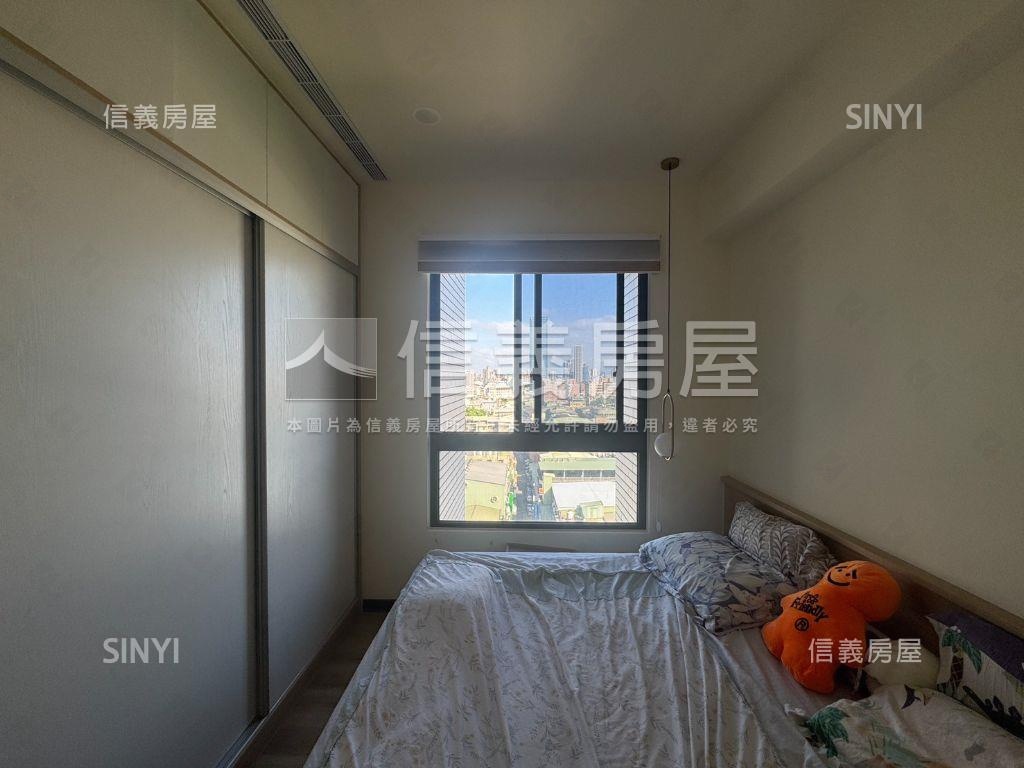 春城越兩房車位房屋室內格局與周邊環境