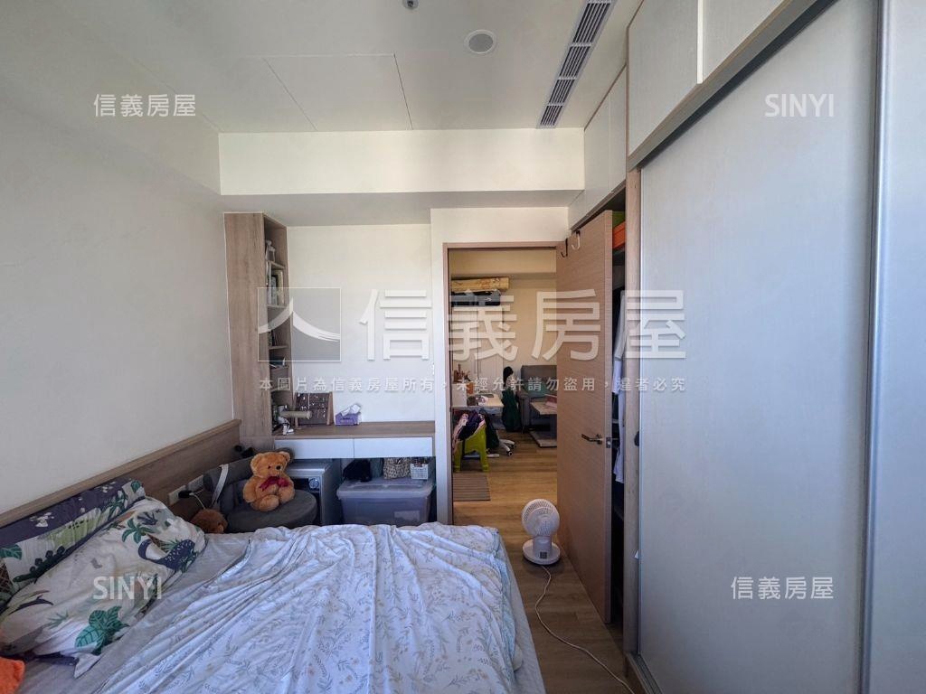 春城越兩房車位房屋室內格局與周邊環境