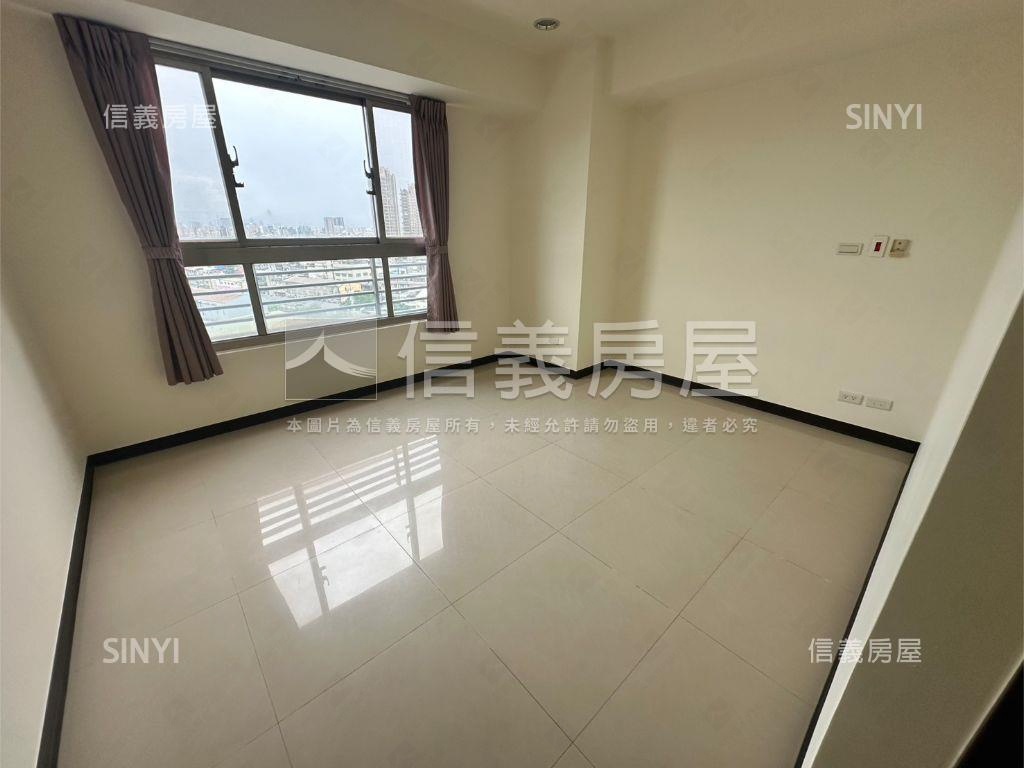 富貴賞高樓平面車位房屋室內格局與周邊環境