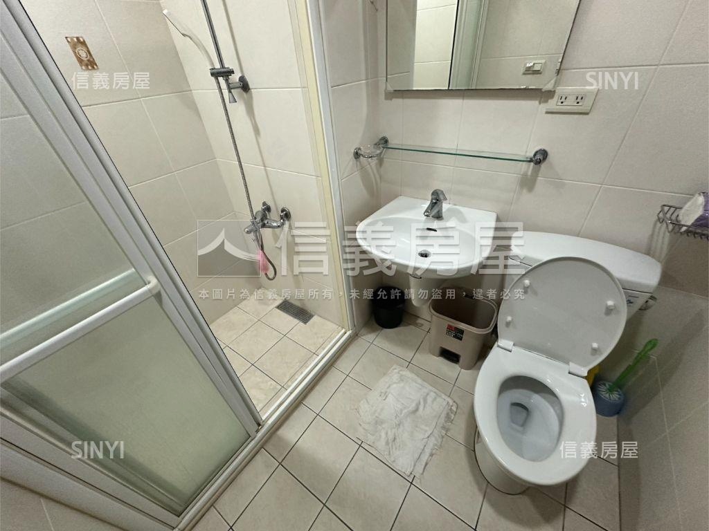 富貴賞高樓平面車位房屋室內格局與周邊環境