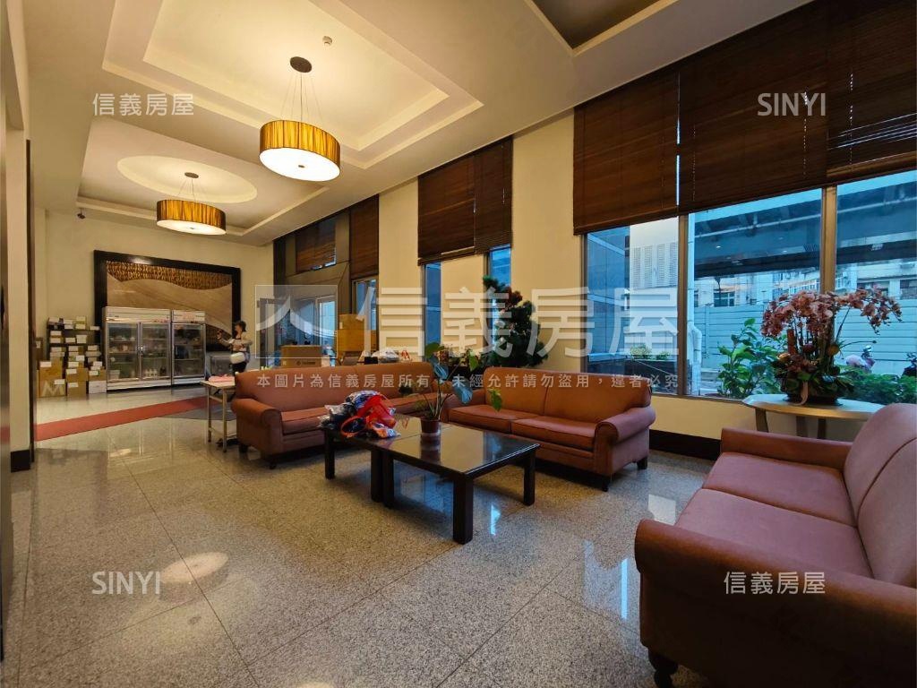 富貴賞高樓平面車位房屋室內格局與周邊環境