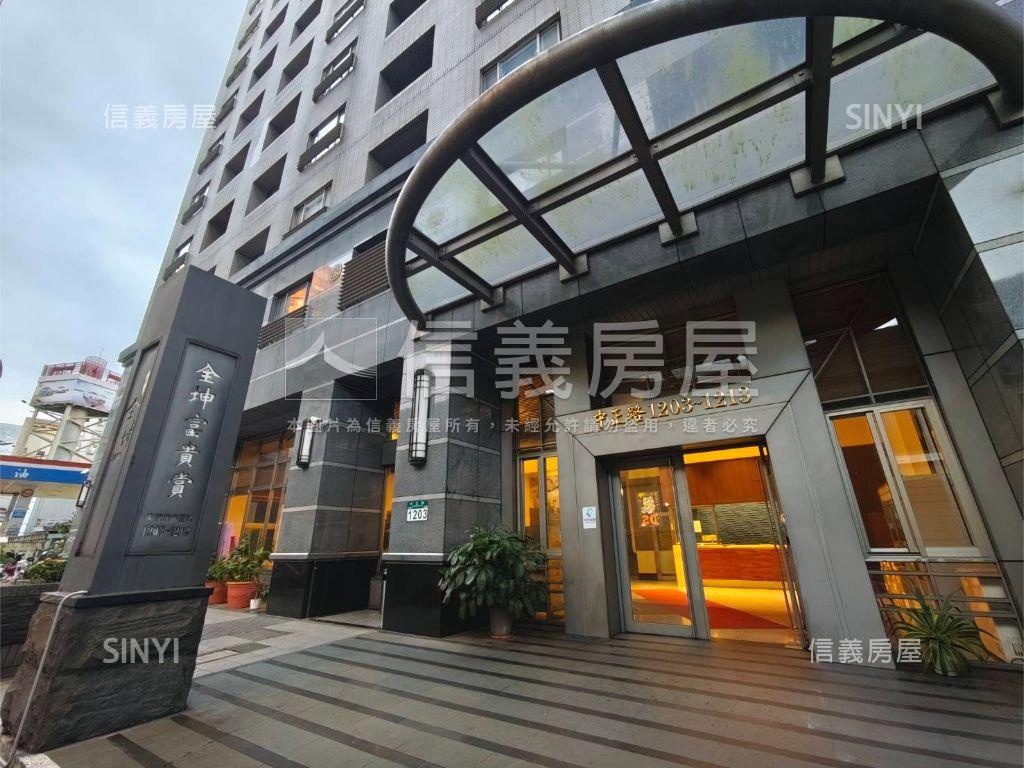 富貴賞高樓平面車位房屋室內格局與周邊環境