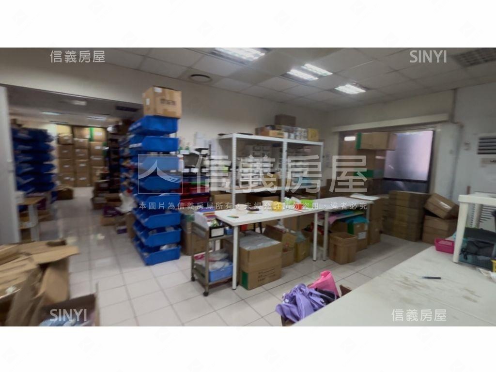 近文心路俊國商辦房屋室內格局與周邊環境