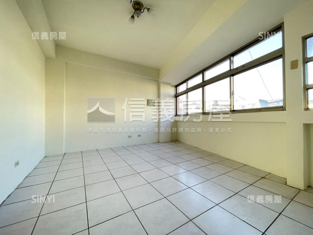 陳稜路黃金店面房屋室內格局與周邊環境