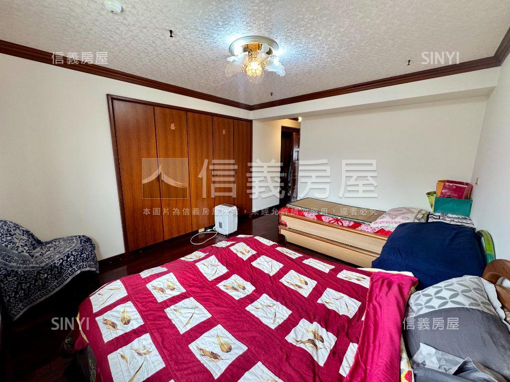 ＜新案＞牛津社區高樓平車房屋室內格局與周邊環境