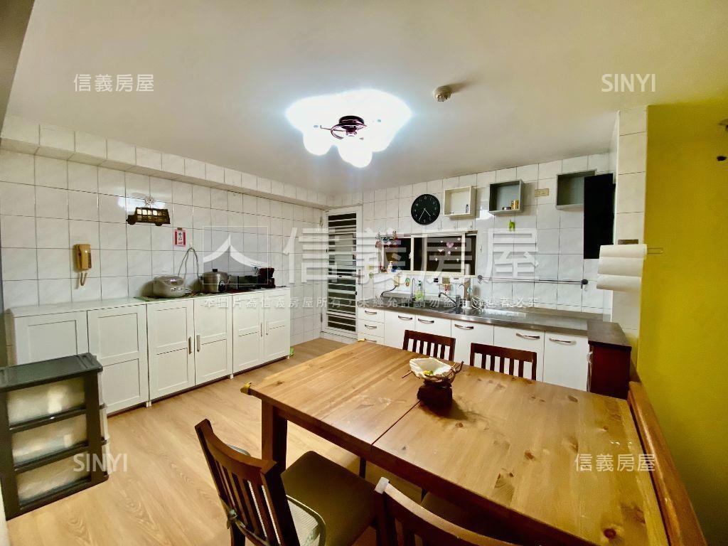 文藻‧鼎昌街溫馨１Ｆ店住房屋室內格局與周邊環境