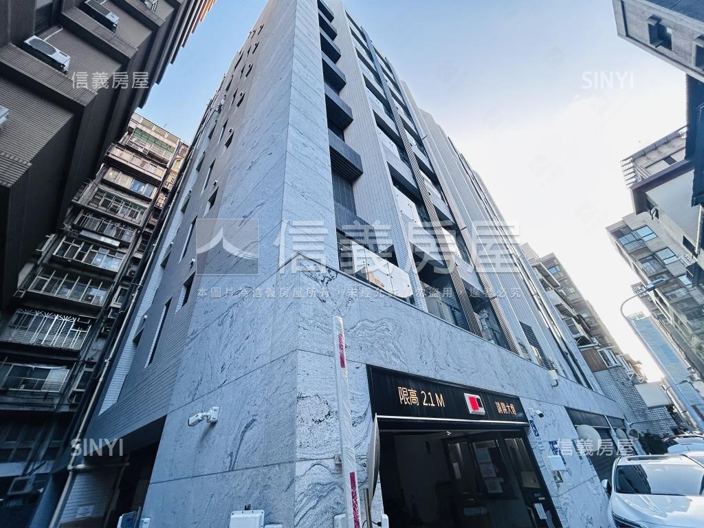 捷運中山直美次高樓層房屋室內格局與周邊環境