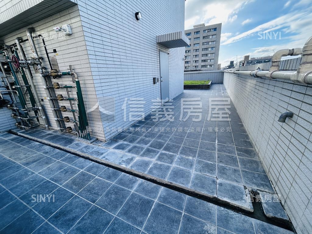 捷運中山直美次高樓層房屋室內格局與周邊環境