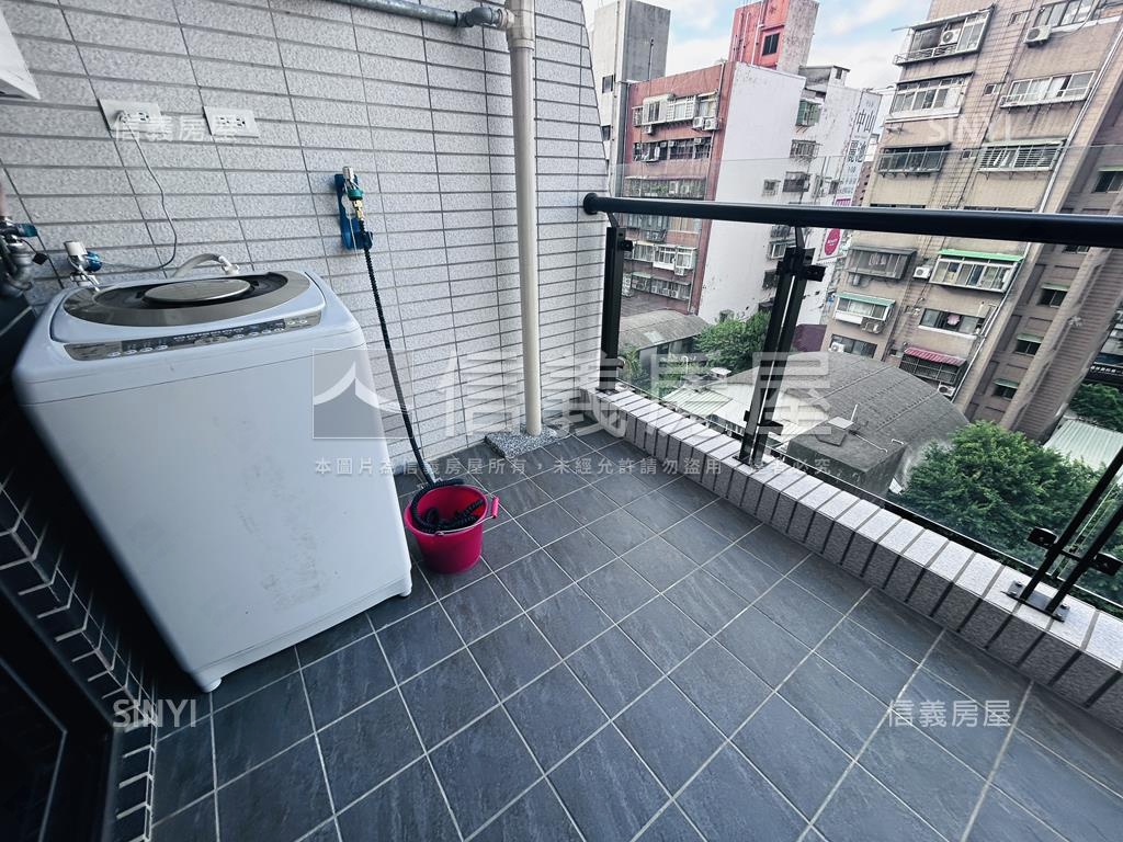 捷運中山直美次高樓層房屋室內格局與周邊環境