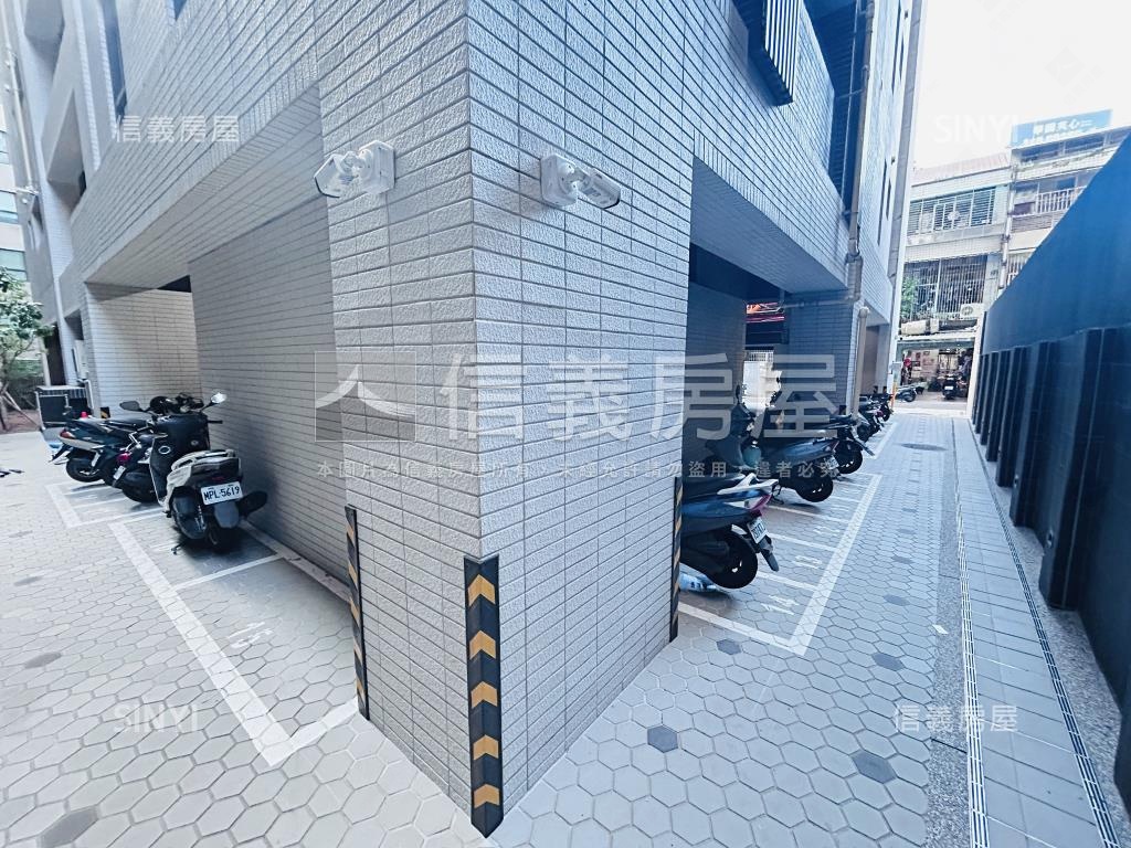 捷運中山直美次高樓層房屋室內格局與周邊環境