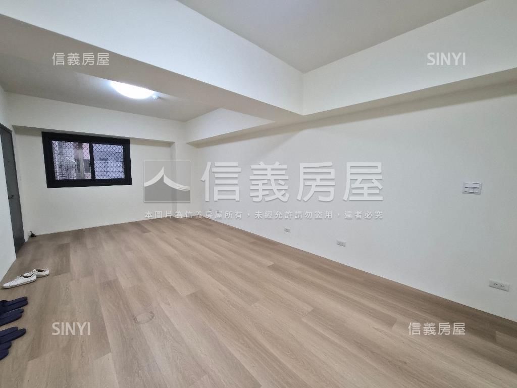 慶懋巨鎮四房車位房屋室內格局與周邊環境