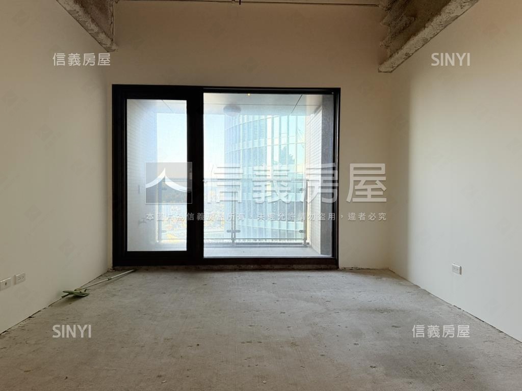 橋峰Ａ＋高樓面耶誕城廣場房屋室內格局與周邊環境