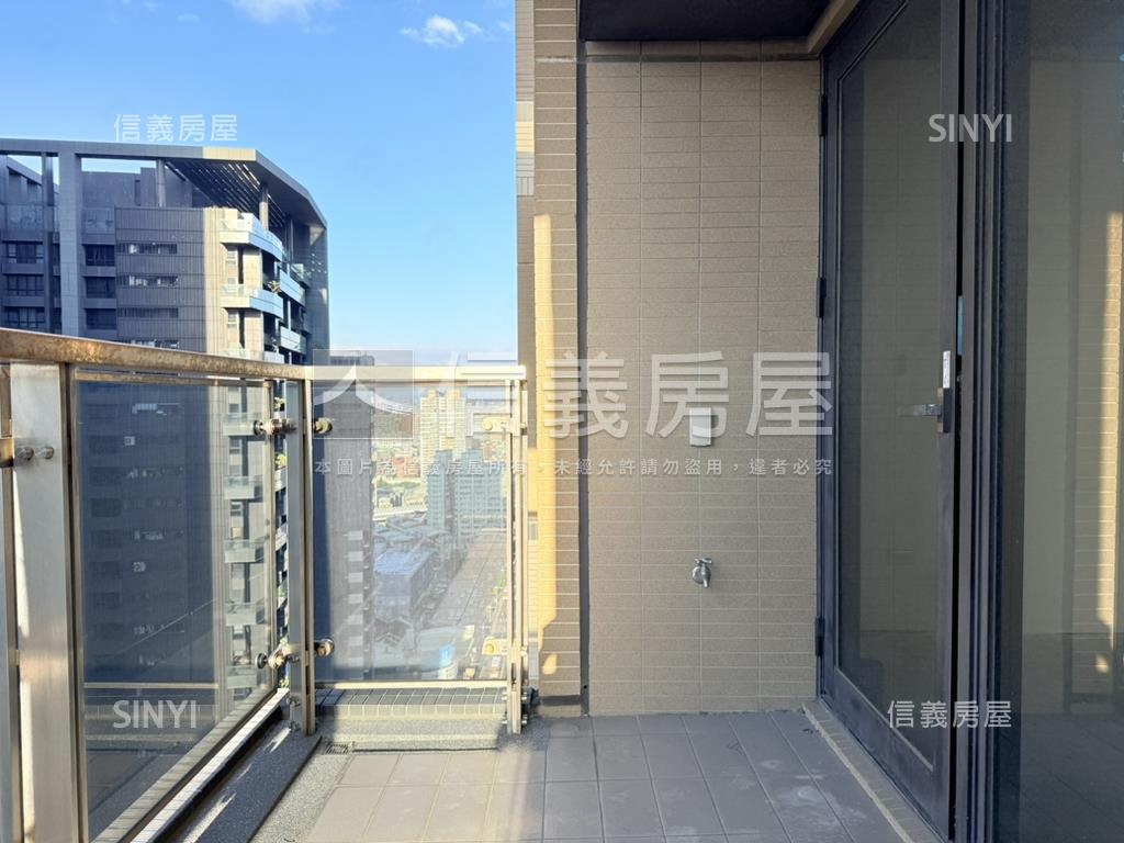 橋峰Ａ＋高樓面耶誕城廣場房屋室內格局與周邊環境