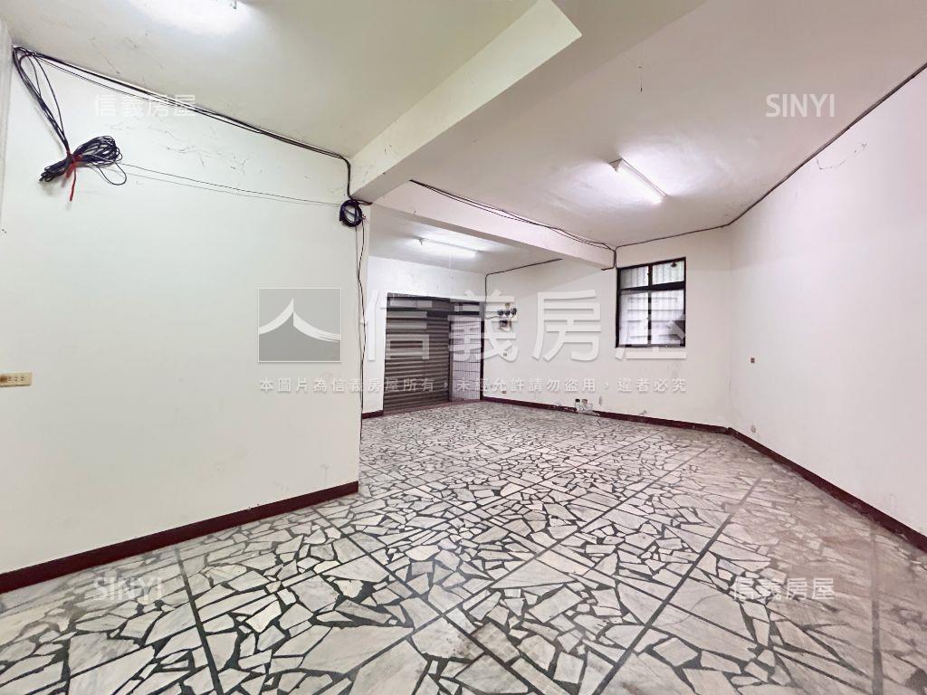 稀有大坪數公寓一樓方便停房屋室內格局與周邊環境