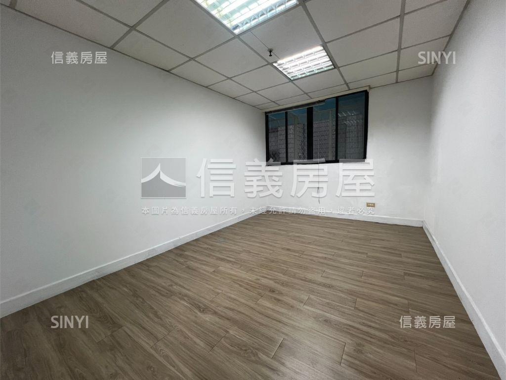 新莊中正路辦公室房屋室內格局與周邊環境