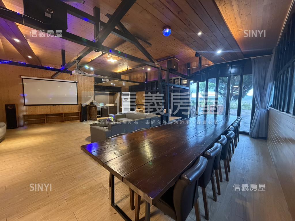 屏東恆春２２度山居房屋室內格局與周邊環境